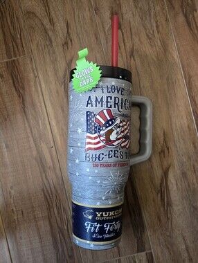 Buc-ee’s 250 Years of Freedom Americana 40oz Yukon Outfitters Tumbler NWT